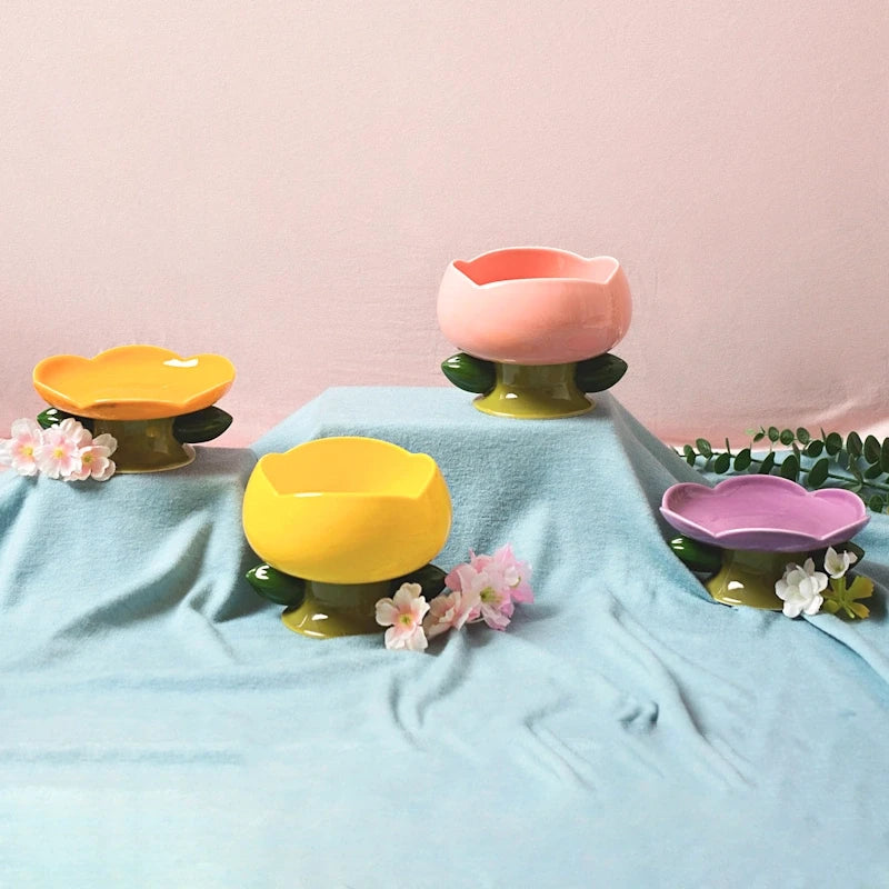 Flower-Shaped Ceramic Cat Bowl