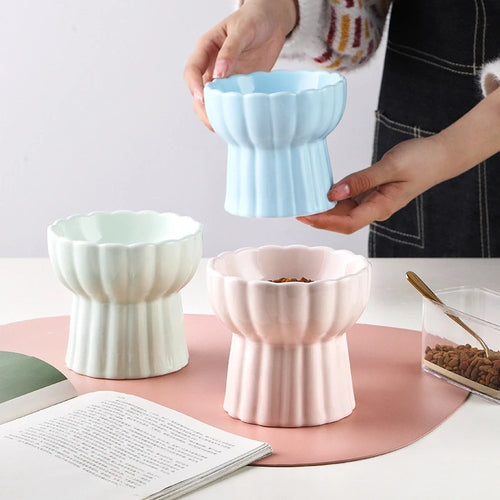 Scalloped Edge Ceramic Cat Bowl